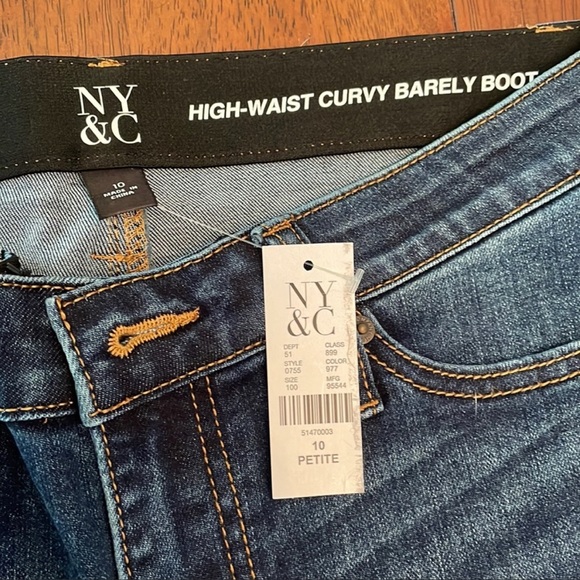 Womens Jeans Bundle, NY& Co Fashion - Picture 3 of 9